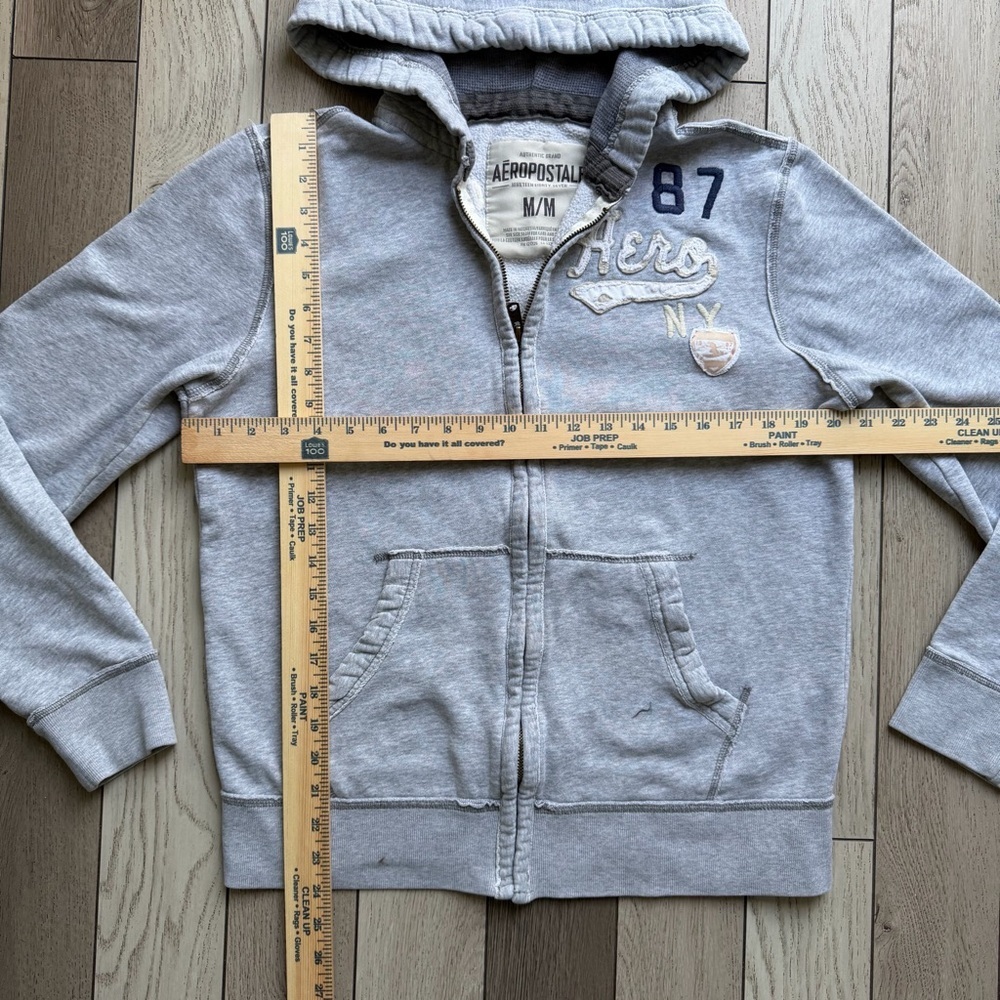 Y2K Aeropostale Women’s Gray Zip-Up Hoodie - Picture 4 of 4